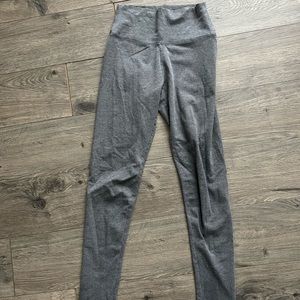 Gray Aerie leggings